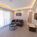 Calis Suites Family Only