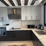Isitmali Havuzlu Lueks Villa