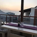 A House With A Garden In Kusadasi Marina