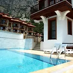 Portofino Apartments