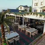Perla Blanca Hotel