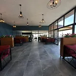 Bungaport Luxury Bungalows&Suits