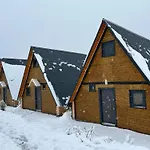 Mira Bungalov