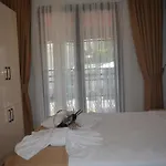 Garden Elisa Hotel