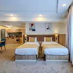 Roys Hotel & Suites