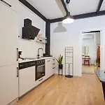 Stunning Apartment At Unbeatable Location