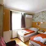 Oezbek Hotel Butik