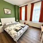Yellowhouse Room 3