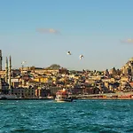 Istanbul Luxury Living Stylish Comfort In Levent