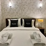 Honey Hotel