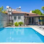 Fethiye-Kaya Koey'De 6 Kisilik Villa Devina