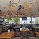 Yade Luxe Hotel