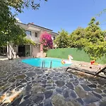 Burla Villa
