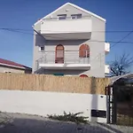 Villa Oez