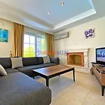 Gold Villa 6