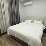 Oeztatli Suites