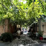 Casa Rosa Suites