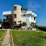 Nefes Urla Villa