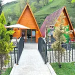 Tabiat Bungalows