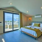 Fethiye 4 Bedroom Villa - 9269