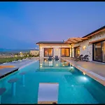 Villa Redside