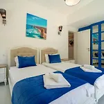 Villa Yakamoz