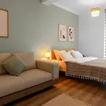 Luxury Scandinavian Design 2Br Duplex Near Tomtom