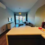 Modern Apartment In The Center