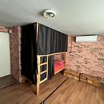 Lola Backpacker'S Hostel