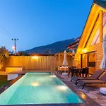 Cedar Bungalow