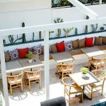 Piraye Otel Alacati