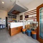 Ece Marina Suites