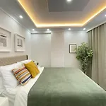 1Gbps Wifi Ac In Brand New City Apartment