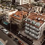 Ulas Apart Otel
