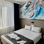 Rozza Hotel