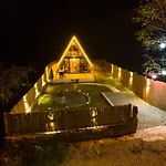 Tuna Bungalow