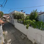 Meli Mila Spiti Milozrooms Ayvalik