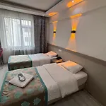 Fly Hotel
