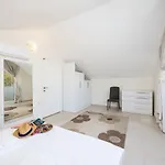 Villa Valley 5