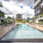Near Airport Metro 1-Bdr Apartment Gympool
