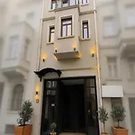 Utarit Hotel