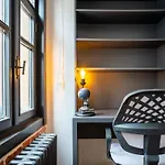 Cozy & Relax 1 Bedroom Flat With Balcony