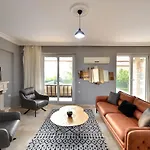 Villa Almond