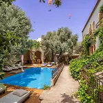 Jade Residence (Adults Only)