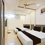Super Hotel O Shri Shiva Palace
