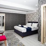 Royal Taksim Suites