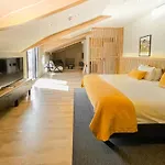Dugi Hotel