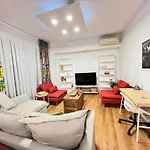 Central Apartment Close To Galataport