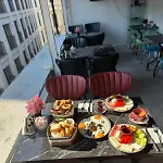 The Balo Pera Hotel