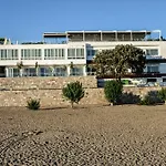 Karakas Hotel